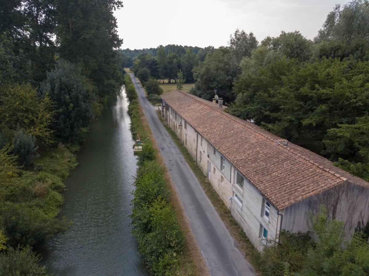 Relais De La Venise Verte Coulon Esterno foto