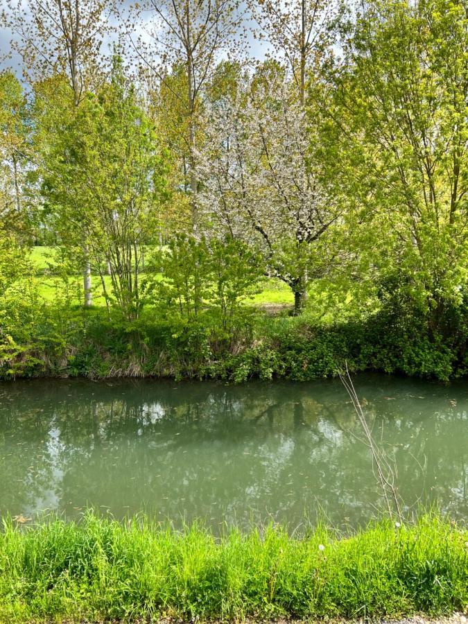 Relais De La Venise Verte Coulon Esterno foto